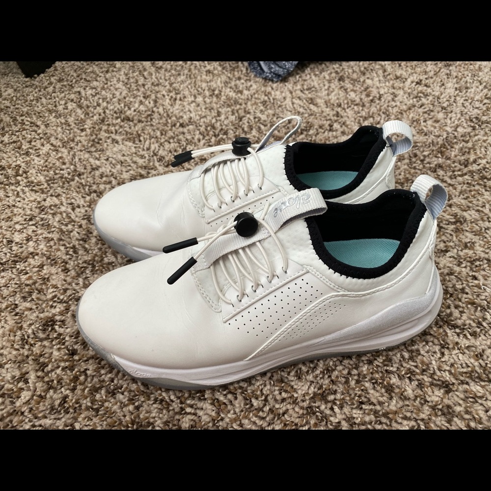 CLOVE Shoes, Size 8.5W, white!